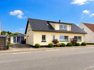 Holiday Home Edin - 4km from the sea by Interhome - 0