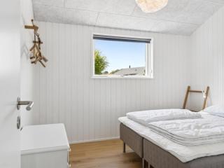 Holiday Home Pia - 350m from the sea by Interhome - 2