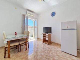Apartment Vukelja-1 by Interhome - 4