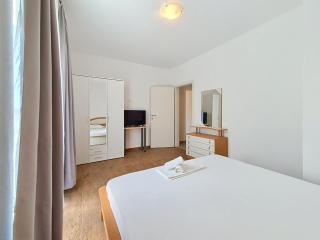 Apartment Vukelja-2 by Interhome - 1