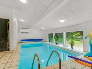 Holiday Home Anemette - 900m from the sea by Interhome - 9