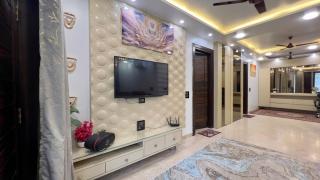 Elegant Escape Modern 2BHK with Living Room - 4