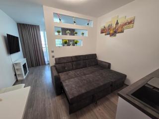 Royal Apartments Harfa Design - 1
