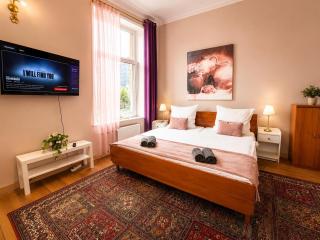 Royal Rose Suite in zentraler Lage - 9
