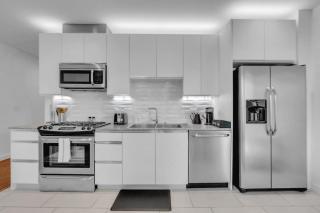 Stylish 1BR Near BOKCntr-Gym,Lounge,Balcony,Pet OK - 9