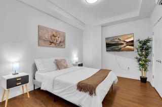 Stylish 1BR Near BOKCntr-Gym,Lounge,Balcony,Pet OK - 8