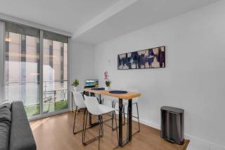 Sleek 1BR Near BOKCenter-Gym,Lounge,Balcony,PetOK - Tulsa - 1