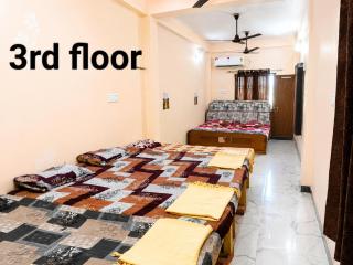 Maa Janki Homestay 200 Meters From Shri Ram Mandir Ayodhya Budget Family Stay Guest house - 3