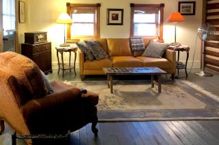 Ozark Crossroads: Historic Calico Rock Cabin - 7