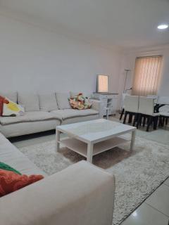 Casa Bella Duplex 2BR Haven with Pool-View Balcony - 1