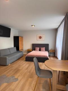Boutique Premium Studio - 2min to Market Square - 0