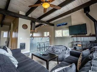 Hip Tyrolean Retreat minutes from Eagle and Canyon - 7