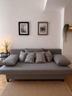 Comfortable Bijoux with Cathedral View - 0