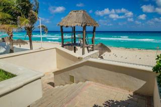 Condominium in Cancun Beach - 6