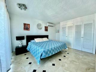 Condominium in Cancun Beach - 4