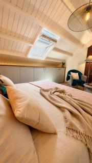 Ocean Eleven Boutique Stay - Skylight Loft - Caribbean Sea Views - 2