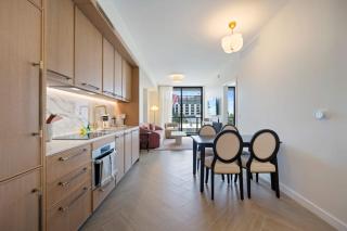 Murals & Modern Design Wynwood King 1BR - 6