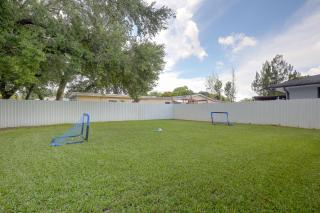 < 3 Mi to Hard Rock Stadium! Family-Friendly Home - 6