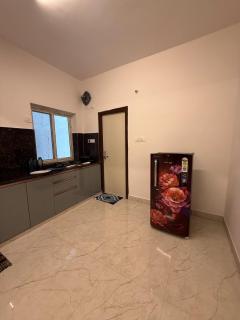 CozyCorner OG stayzz Hitech city Madhapur - 3
