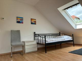 Terrasse, Grill und Platz für bis zu 9 Gäste - 9