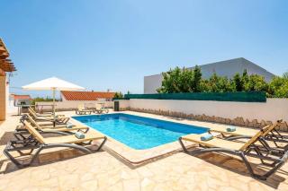 Villa Ingrid Porter by Villa Plus - 3