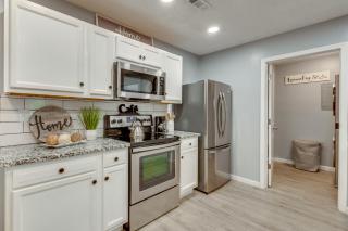 Atlanta Getaway w/ Private Yard: Near Airport - 3