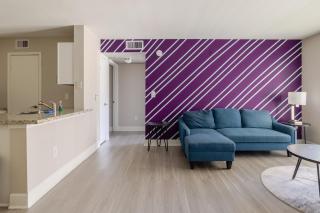 Cute 1bed 1bath | 2Queen Beds at 5 min walk to NRG - 3