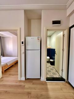 Spacious Balcony, Modern Loft, Kitchen, Privileged Location - 7