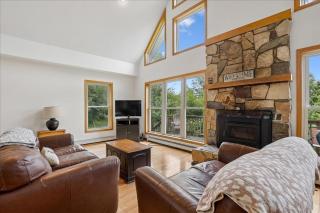 Four Seasons Chalet - 9