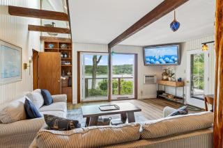 Steps to Beach: Martha's Vineyard Private Retreat! - 7