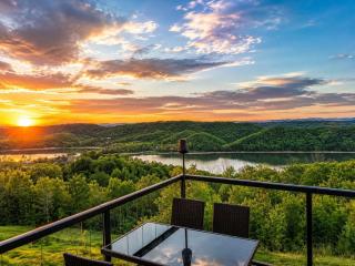 Breathtaking Lake Views Game Room Deck 4BR - 8