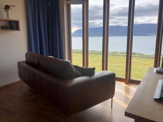Krýsuvík Nollur - Architect-Designed Fjordfront House with Panoramic Views & Radiant Heating - 8