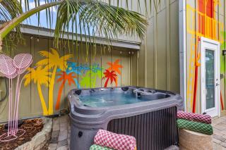 Sleeps 20 - Games - Basketball - Pool - Movie Room - 5