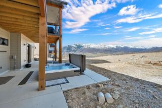 Luxury Eden Retreat Hot Tub Powder Mountain Views Family Fun - 8
