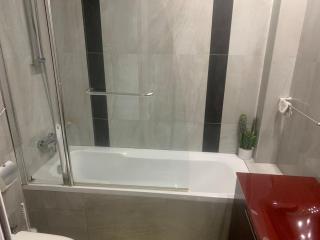 Spacious 4BR Dakar Home w Patio Garden - 8
