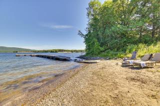 Lake Champlain Waterside Retreat w/ Dock Access - 8