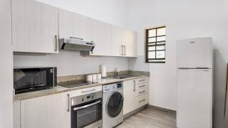 Ixora 7 - 1 Bed Apartment In Holetown w/ Pool & AC - 6
