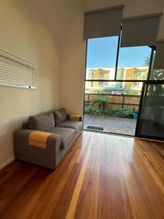 Kapiti Breeze, Walk to Beach, Golf and Cafes - 8