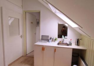Holly's Guesthouse - 6