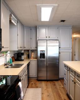 Lakefront 3BR with Bunkhouse and Kayaks, Rowboat Included - 2