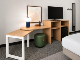 Spark by Hilton Sellersburg - 2