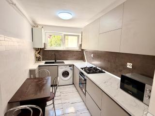Ofer spre închiriere apartament 2 camere - 0
