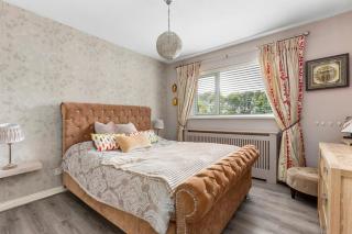 Elegant 3Br Home With Garden and Parking - 7