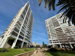Oceanfront Family Getaway in Viña del Mar - 5
