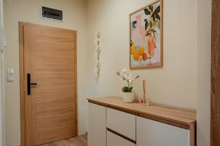 Staylux Villa Free Parking Balcony 10 minutes to Lake and Old Town - 6