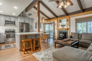 Sunshine Village #108- 1 +Loft , Sleeps 6. Steps from Free Town Shuttle ,Dog Friendly - 5