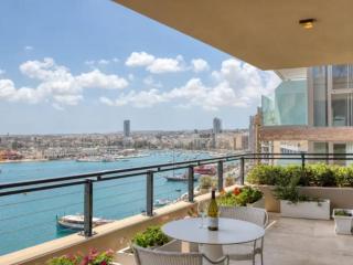 Apartment with view and terrace in Sliema, Malta - 6