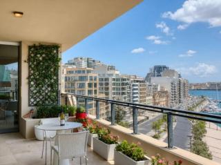 Apartment with view and terrace in Sliema, Malta - 5