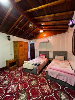 Salah boutique camp - 2
