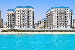 A luxury hotel unit overlooking the lake on the coast - 9